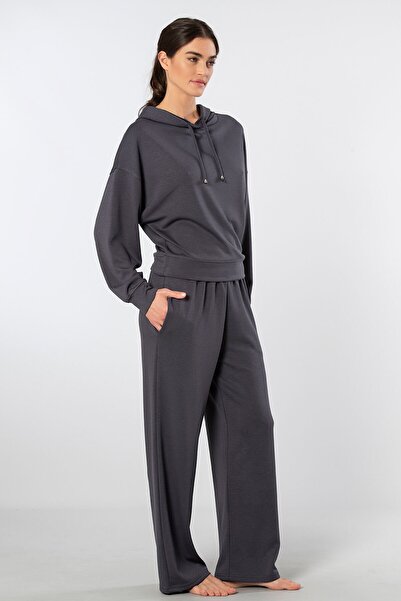 TÜREN Women's Hooded Pipe Leg Tracksuit Set