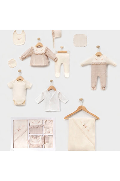 Gökçe Bebe Kız Bebek %100 Pamuk Müslin Kumaş Nakışlı 10'lu Set Yenidoğan Hast...