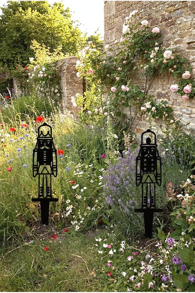 İON DESİGN 2'li Metal Kurşun Asker Bahçe Süsü Seti – 2mm Lazer Kesim Çelik, S...