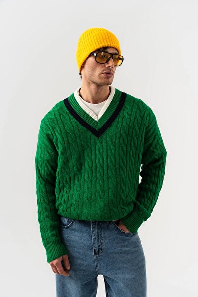 go gang own Urban Knit V-Neck Thessaloniki Knit Sweater