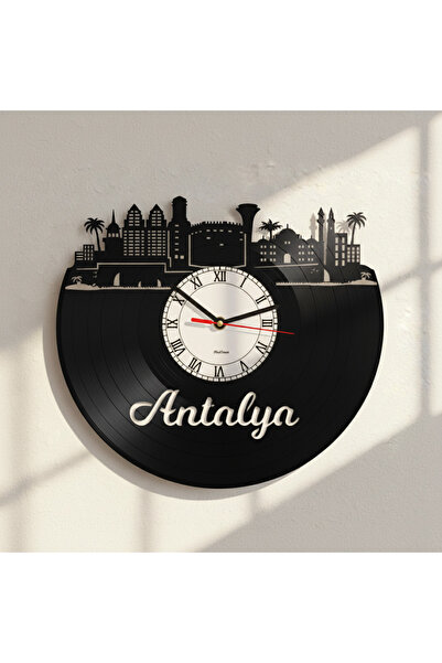 Handmade ساعة حائط مصنوعة يدويًا من الخشب المعاد تدويره مع صورة مدينة أنتاليا