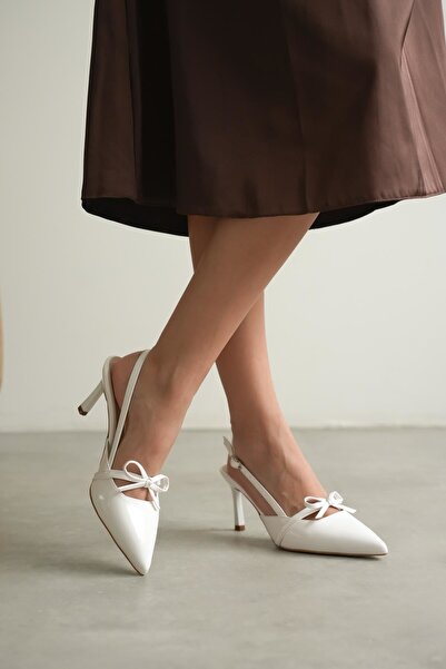 GOFFSHOES Women's Sinco Bow Heeled Shoes - White-Patent Leather