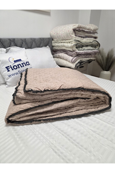 FIONNA.RO Pilota cu Banda Decorativa 200x230cm - Rose cu Franjuri