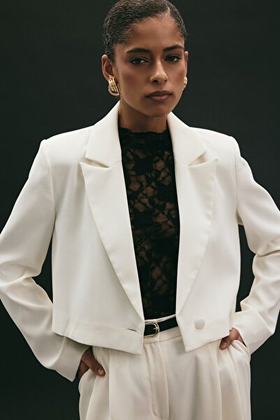 Sateen Luna Short Jacket - Ecru