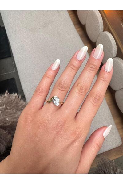 Kius خاتم سوليتير بنمط هندسي