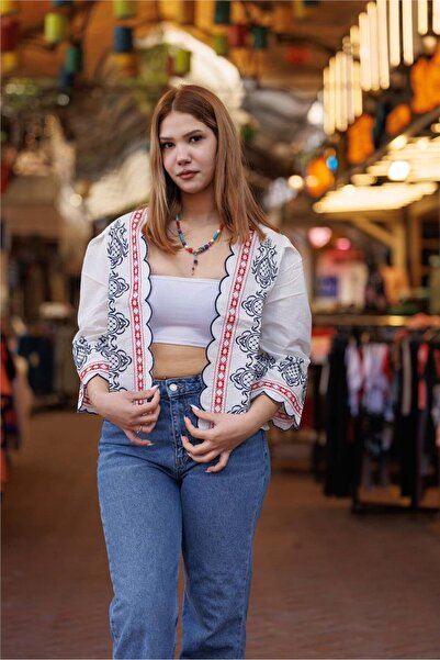 Miss Boheme Beyaz Renk Anadolu Motifli Şerit İşleme Ceket