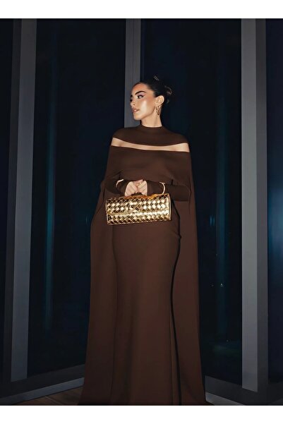 SNIPER Anoud's brown dress