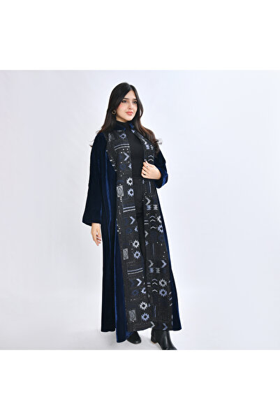 HAWRAA ABAYA A luxurious abaya with an elegant design that combines the softn...