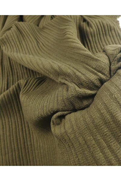 Kumaş Parça قماش تريكو محبوك حياكة مضلعة بلون أخضر زيتي غامق عرض: 140 سم