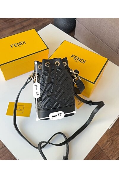 GENERAL Elegant women's shoulder bag with accessories