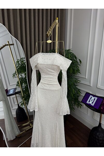 AMAZ Soft white dress