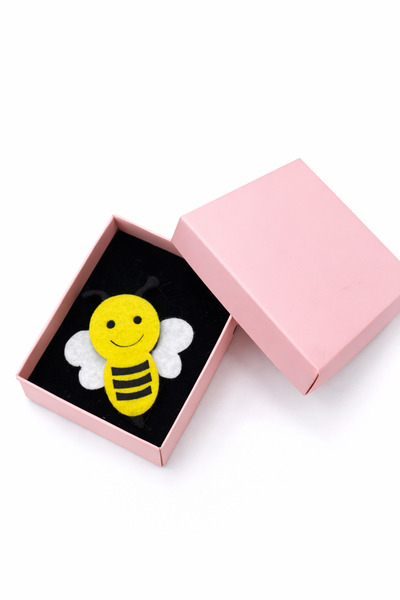 ues AGĂȚĂTOR DE PĂR CU CLIPȘĂ PENTRU FETE, MODEL ALBINEȘTE