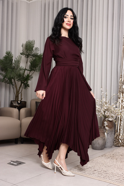 naseej A soft, elegant, and beautiful midi dress