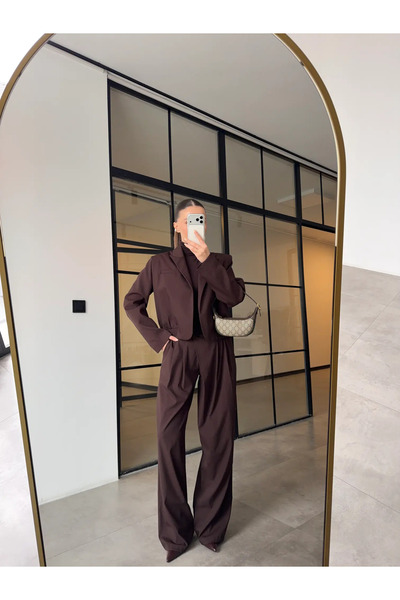 Miss Beyoğlu Set jachetă crop Palazzo pentru femei cu accesorii aurii