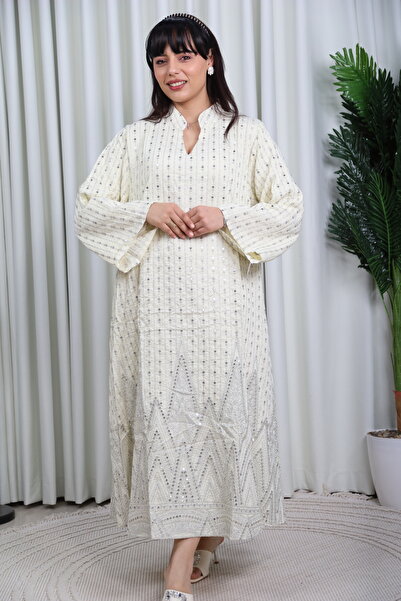 Elegance and beauty Women's white jalabiya with embroidery