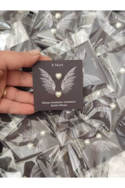 MyGift 8 Mart kadınlar günü hediyesi kartlı kalpli küpe 10 adet
