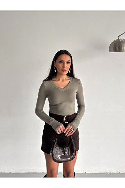 IŞILDA FASHION V yaka parmak geçmeli bluz