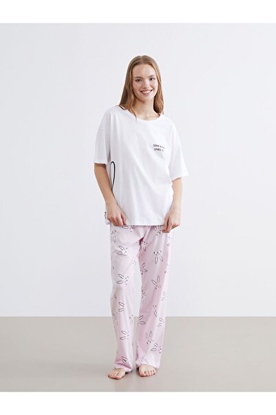 LC Waikiki Σετ γυναικεία πιτζάμα με στάμπα με λαιμόκοψη