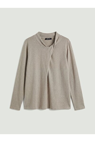 LC Waikiki بلوزة بياقة قائمة بياقة شيرد