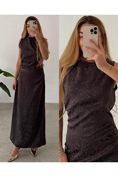 KECHİ WOMAN Jakarlı Leopar Desenli Saten Kolsuz Maxi Boy Elbise