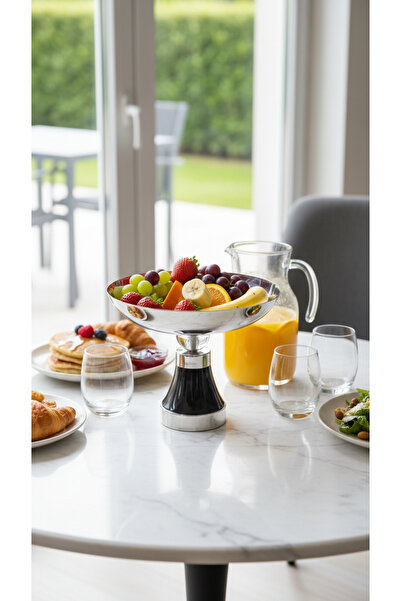 Generic A stylish and versatile fruit and dessert stand