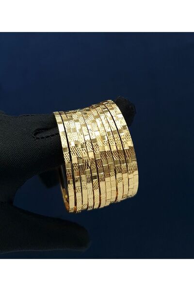 Company Gold-plated alternative bangles, 6 pieces, size 22