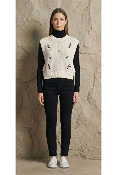 QUEENDA I Kadın Çiçek Nakışlı Yanları Bağcıklı Bisiklet Yaka Triko Süveter