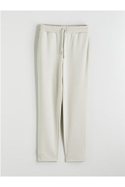 LC Waikiki بنطلون رياضي نسائي M1 SEZON باللون الرمادي مع خصر مطاطي وملمس ناعم