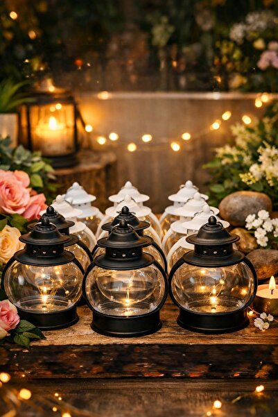 Noor Small lanterns with a luxurious design that combines the past with the e...