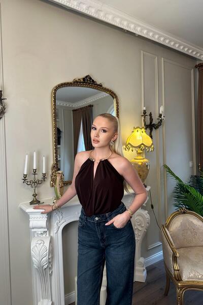 lizge giyim AKSESUAR DETAYLI DGJ YAKA BLUZ