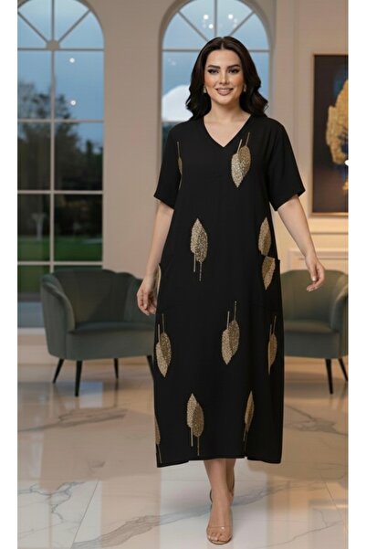 DAKEN Short women's robe with pockets in a wonderful design