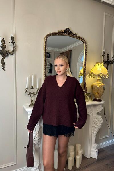 lizge giyim سترة تريكو بتفاصيل من الدانتيل وياقة على شكل V