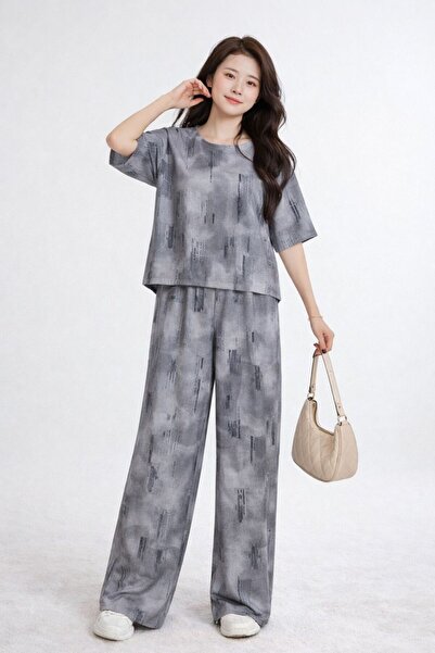 LaFont Elegant and beautiful women's t-shirt and pants set