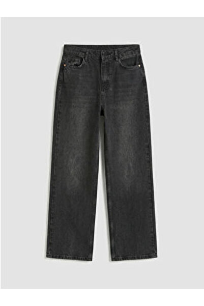 LC Waikiki artı-store Ίσια γραμμή στο σώμα; μοντέλο με διαχρονικό σχεδιασμό π...