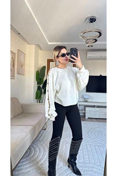 Yasmin Butik Staple-Detailed Knitwear Sweater