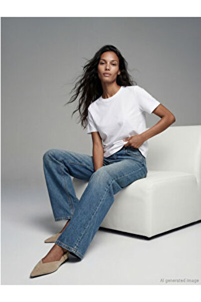 LC Waikiki Γυναικείο μπλουζάκι M1 SEZON White Crew Neck