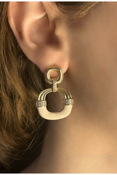 Nilly Jewelry Sallantılı Ekru Mineli Vip Küpe