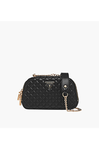 Guess حقيبة كروسبودي مبطنة من إيكو رياني مع حزام سلسلة