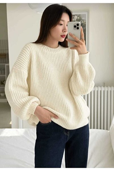 LUVON Ecru Crew Neck Oversize Women's Knitwear Sweater