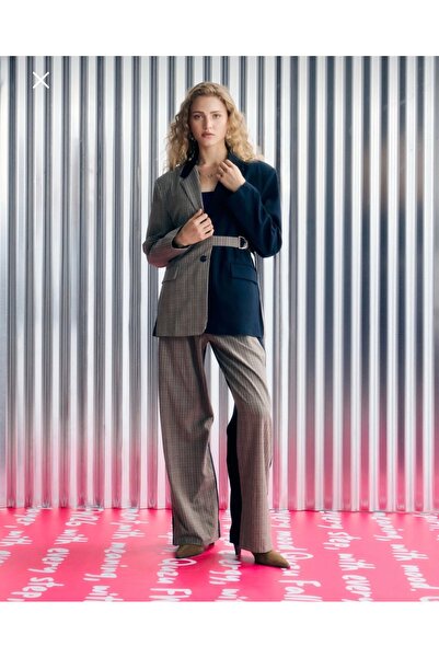 Quzu ekose garnili lacivert şerit detaylı ceket