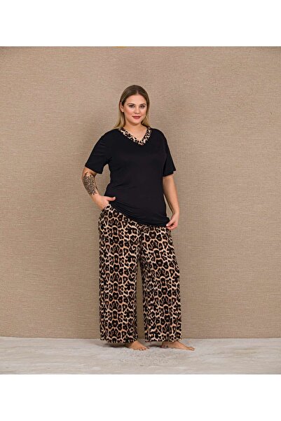 MOPİ Plus Size Ribbed V-Neck Leopard Print Spanish Flare Short Sleeve Pajama Set