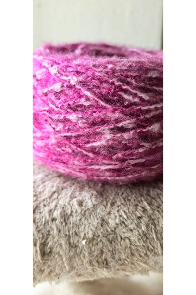 bymila خيط حياكة يدوي باللونين الوردي والأبيض 476 جرام