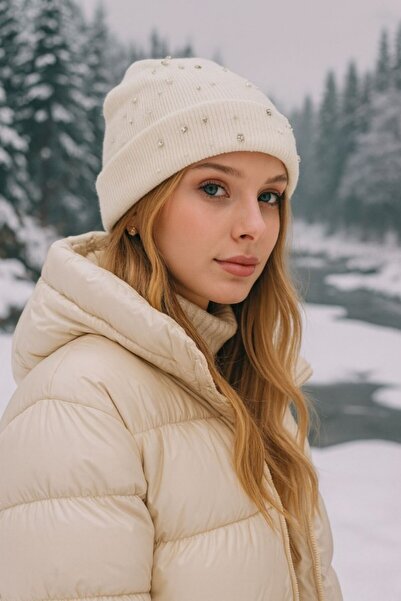 stravis Pearl Detailed Women's Beret – Ecru