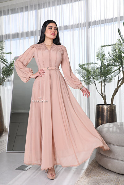 Warazan Elegant dress with computer embroidery and belt