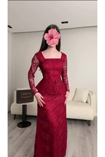 Azyaa Al-Amira Luxurious burgundy lace evening dress – classic design with lo...