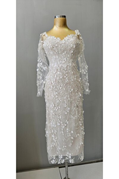 Nazan Terzi Söz, Nişan, Nikah ve Mezuniyet için Ekru Elbise