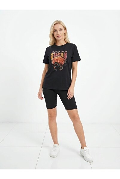 full fashiion Women's shorts set