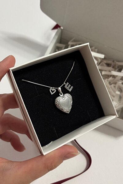 acc swen Letter Heart Necklace with Photo Silver Color