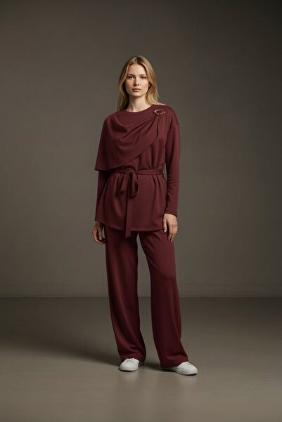 Molly Nelly Γυναικείο σετ μπλούζας και παντελονιού με λεπτομέρεια αγκράφας σε...