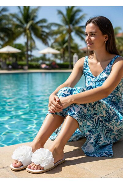Klay Shoes Kadın Gül Detaylı Şık Rahat Terlik